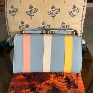 Vintage Pocket Book in like new condition. Rare find.